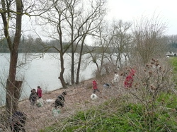 Au Mesnil les scouts <a style='color: #fff;' href='/uploaded/photo/-51603b4f5a847.jpg'>(Télécharger)</a>