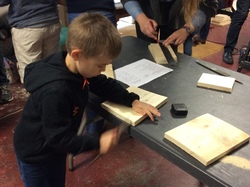  <a style='color: #fff;' href='/uploaded/photo/atelier-nichoirs-du-7-oct-2017-59db24778b4da.jpg'>(Télécharger)</a>