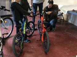  <a style='color: #fff;' href='/uploaded/photo/brico-velo-13-avril-2019-5cb8adf1633aa.jpg'>(Télécharger)</a>