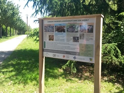  <a style='color: #fff;' href='/uploaded/photo/inauguration-des-panneaux-5d2764d3d7e62.jpg'>(Télécharger)</a>