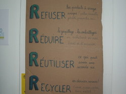  <a style='color: #fff;' href='/uploaded/photo/journee-noel-zero-dechet-5bf1c294d25b1.jpg'>(Télécharger)</a>