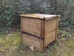  <a style='color: #fff;' href='/uploaded/photo/tous-au-compost-2021-6069c5e5e5f1d.jpg'>(Télécharger)</a>