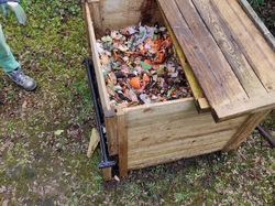  <a style='color: #fff;' href='/uploaded/photo/tous-au-compost-2021-6069c5e66ff87.jpg'>(Télécharger)</a>