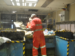  <a style='color: #fff;' href='/uploaded/photo/visite-du-centre-de-tri-cyrene-54a81240005b1.jpg'>(Télécharger)</a>